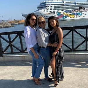 Meet your Posher, Nohemi